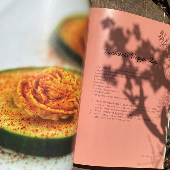 Rawmazing Cookbook - Picture 5 of 5